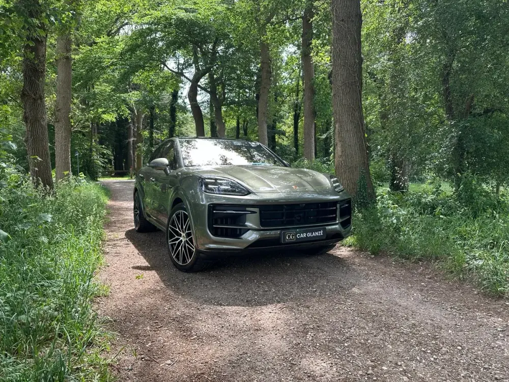 Gereinigde Porsche Cayenne Coupé, Car Glanzé